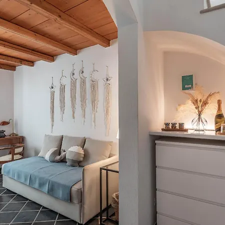 A Casa Di Elena Πανσιόν