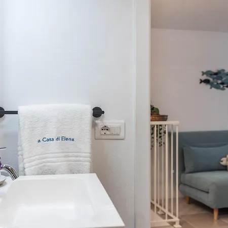A Casa Di Elena