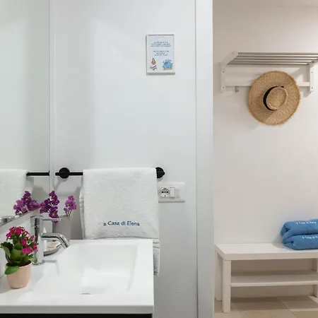 A Casa Di Elena 3*